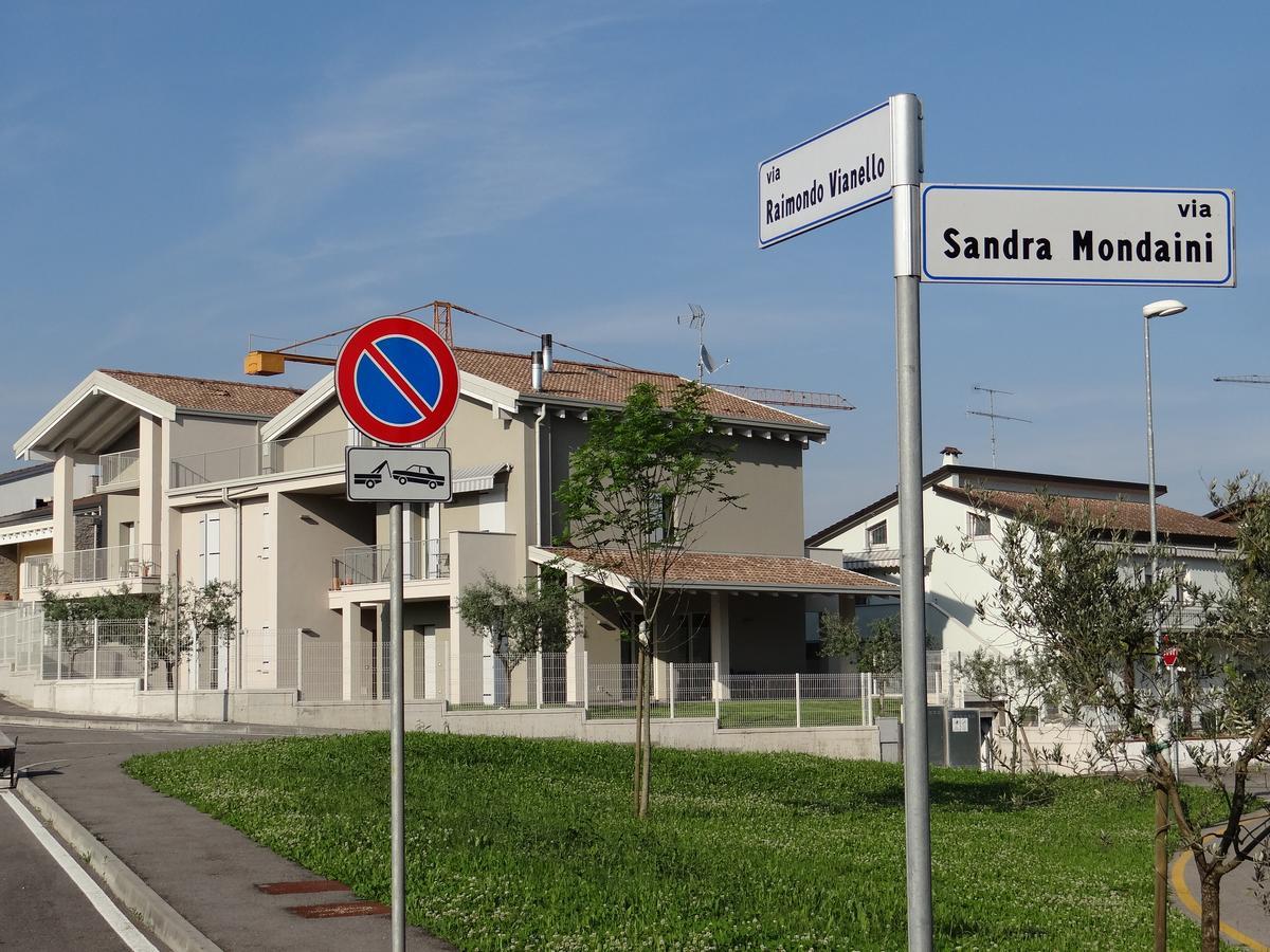 Nuovo Laghetto Del Frassino Hotel Peschiera del Garda Exterior foto